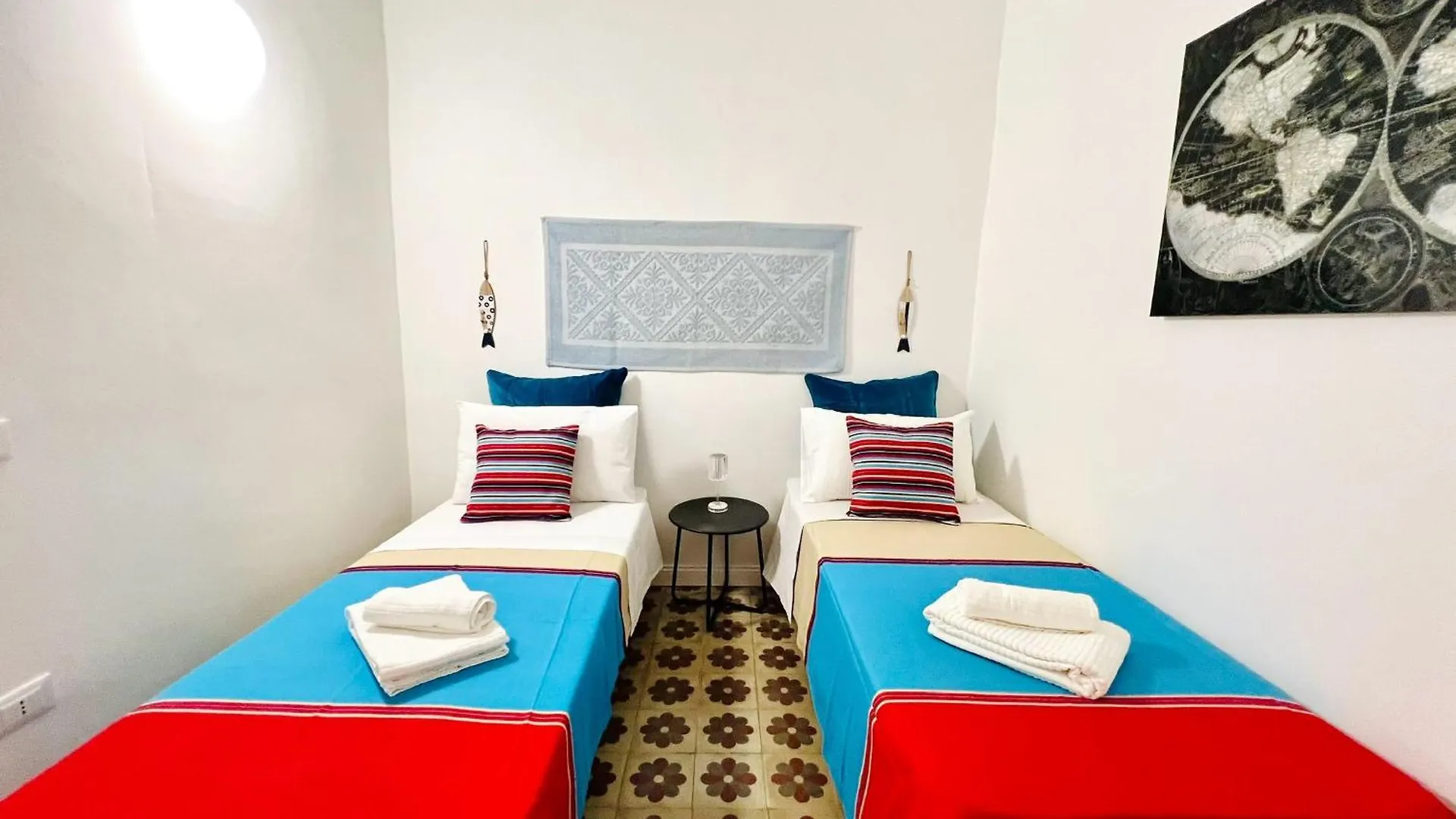 Konukevi Domus Livi Otel Cinisi İtalya