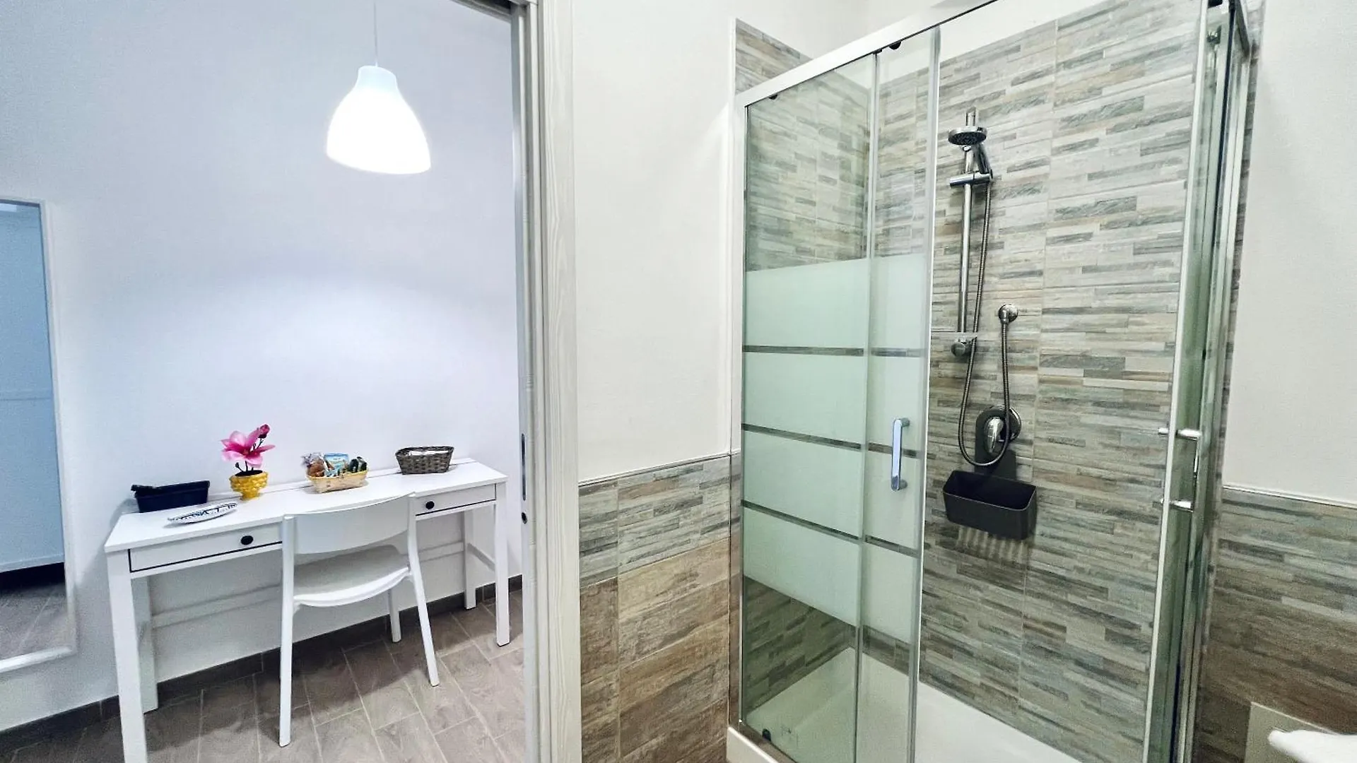 Domus Livi Otel Cinisi 0*,