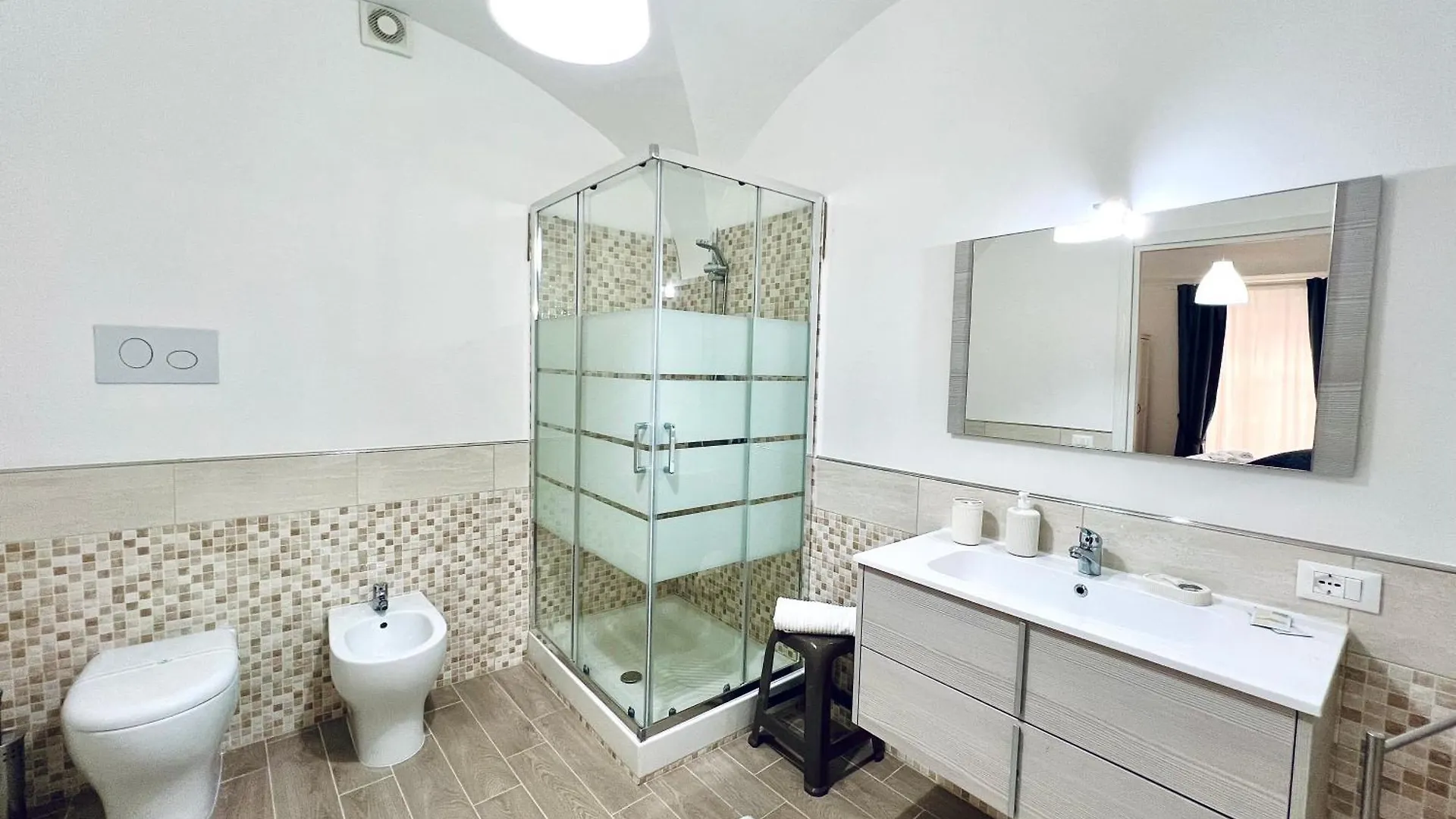 Domus Livi Otel Cinisi 0*,  İtalya